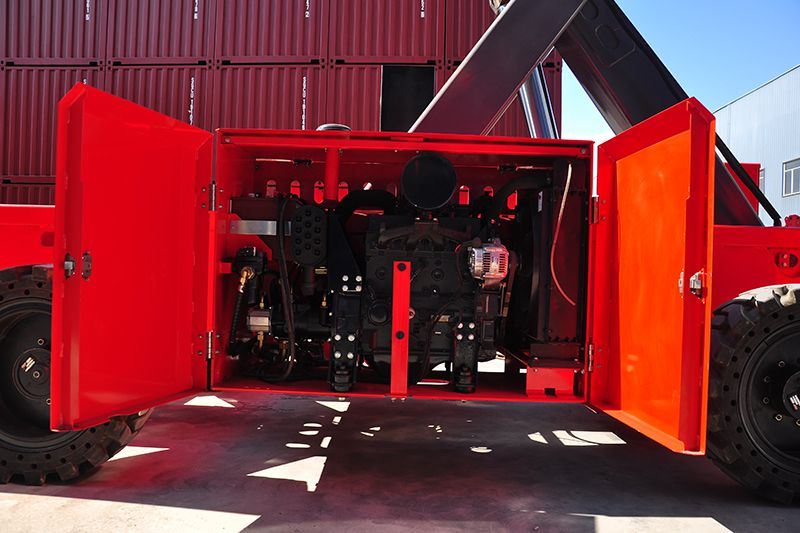 自行越野式剪叉型高空作業(yè)平臺(tái),XDW系列